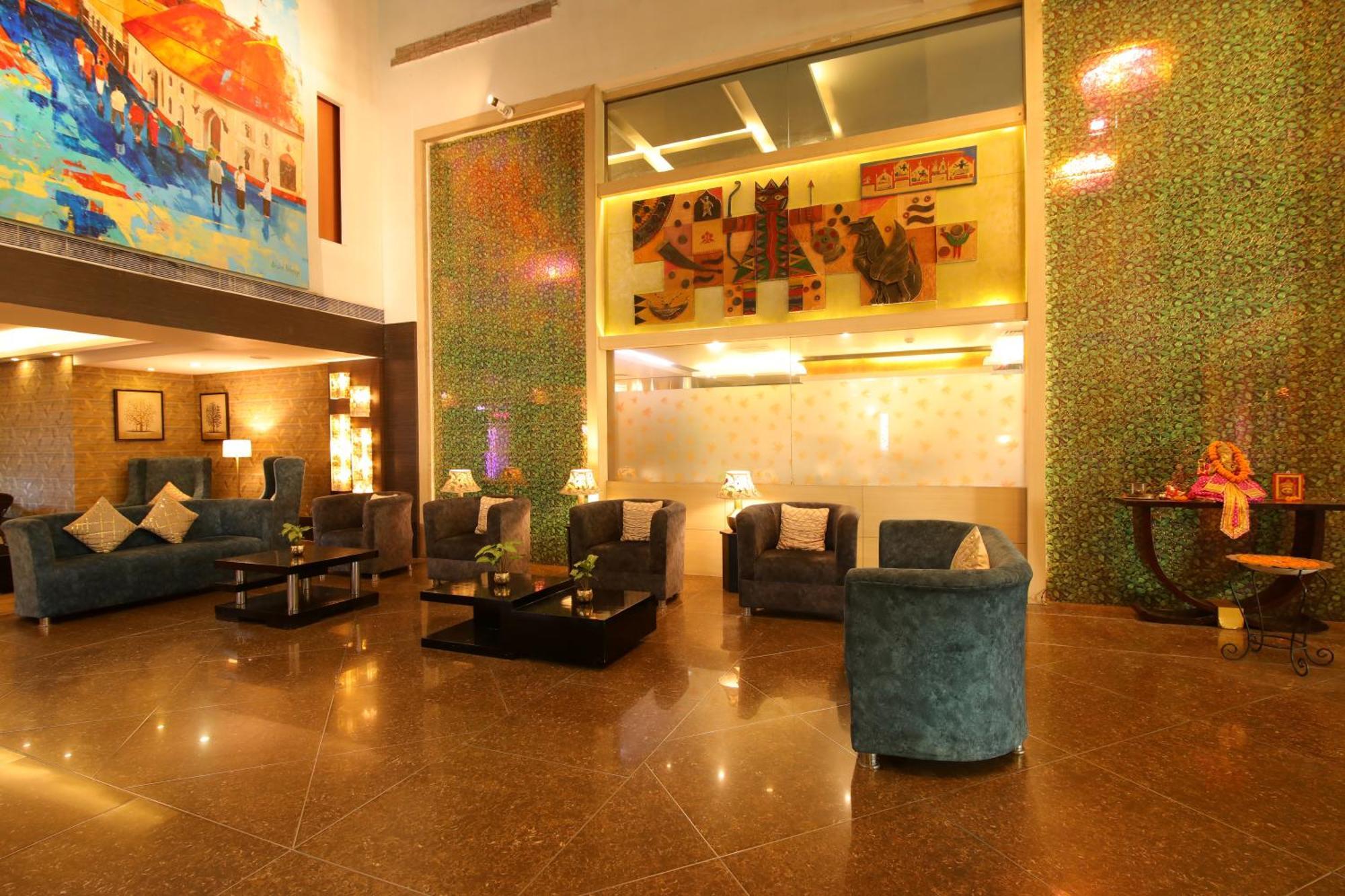 Hotel Gateway Grandeur Гувахати Екстериор снимка